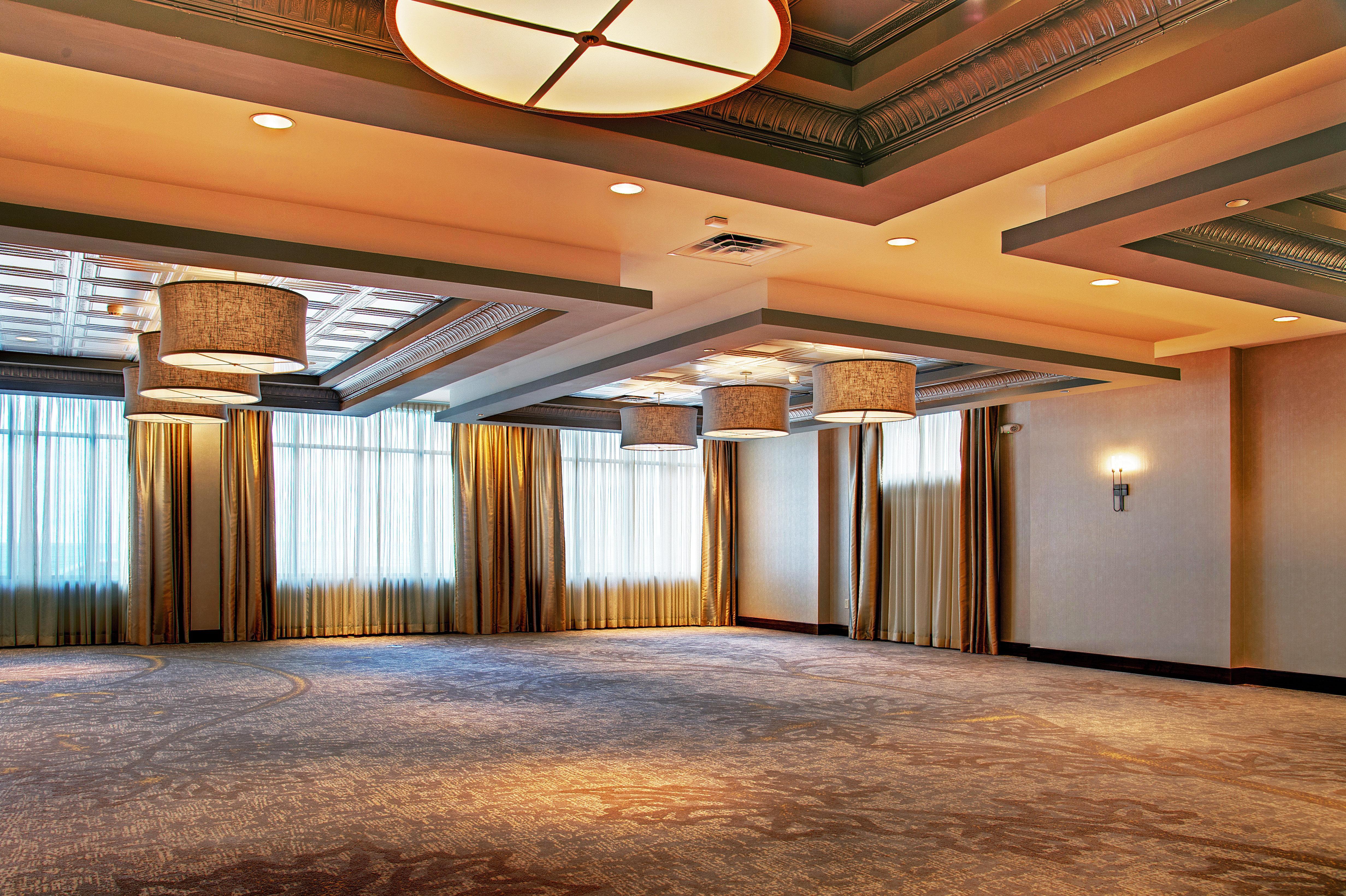 Hotel Indigo Traverse City By Ihg Exterior foto