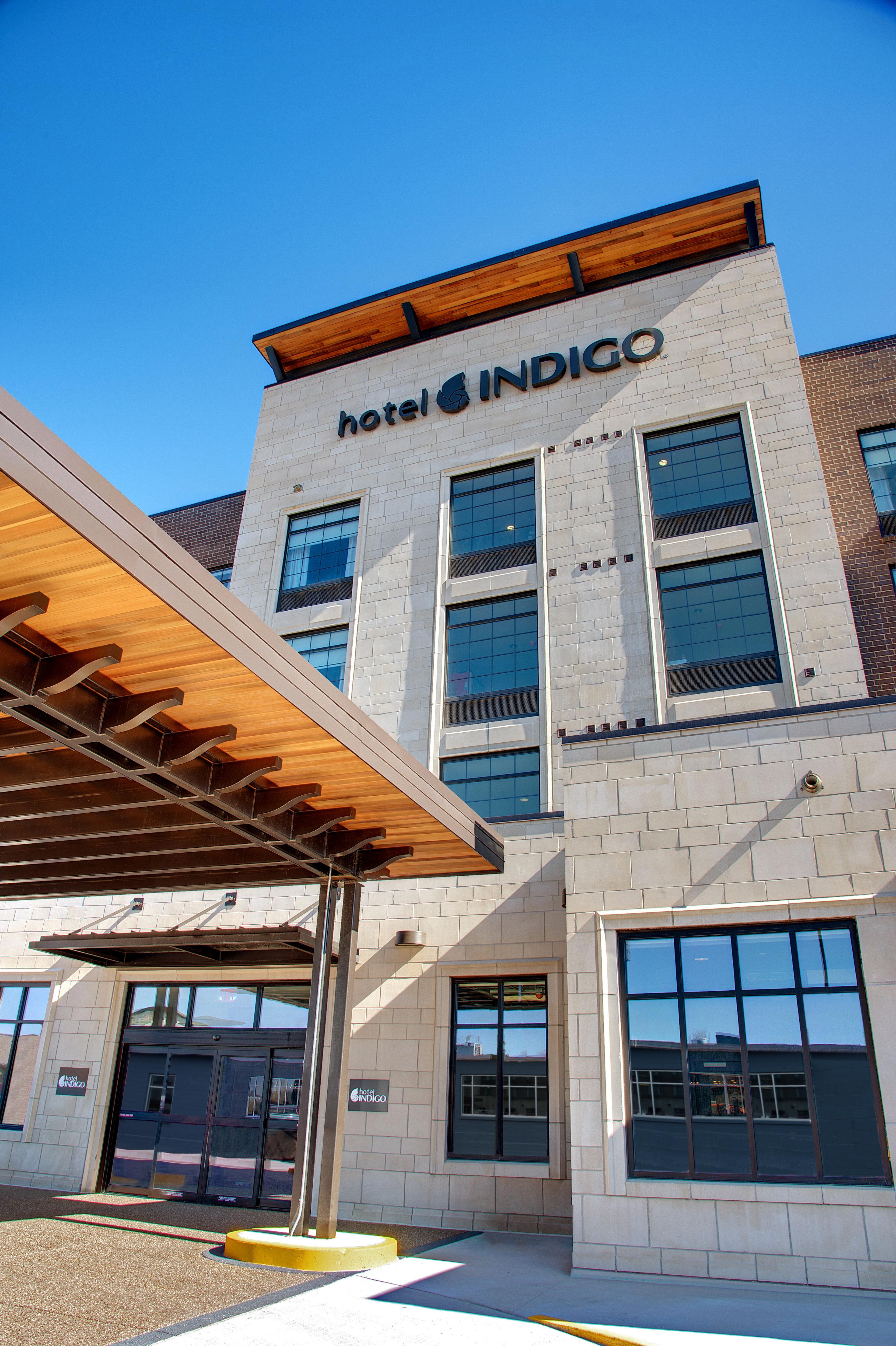 Hotel Indigo Traverse City By Ihg Exterior foto